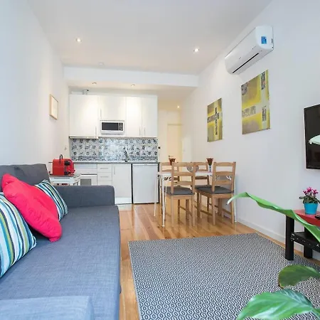 Agua-da-flor Apartment *