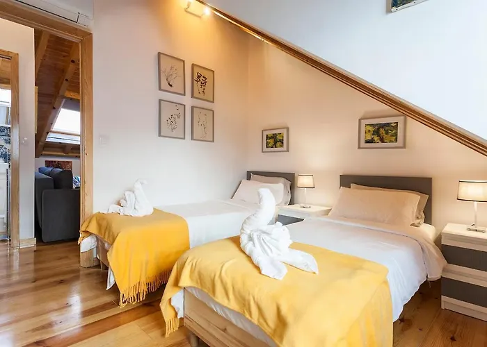 Agua-da-flor Apartment *